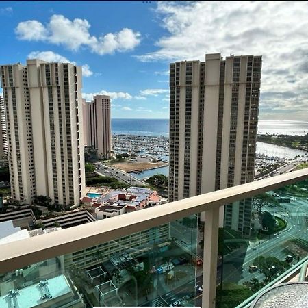 Ala Moana Hotel By Final Form Гонолулу Экстерьер фото